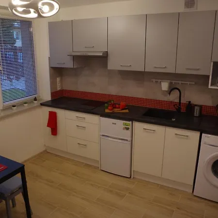 Διαμέρισμα Niedaleko Od Centrum Ale Z Dala Od Tlumow