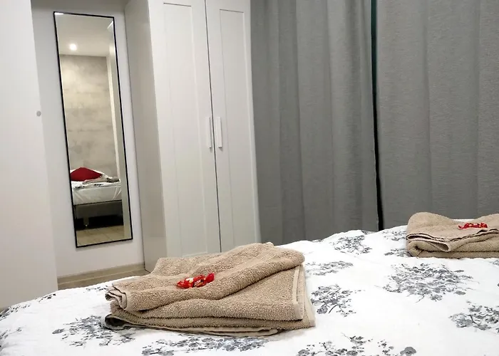 Apartment Niedaleko Od Centrum Ale Z Dala Od Tlumow *